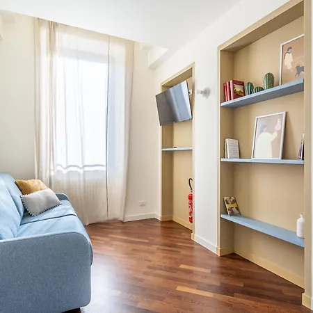 Iflat Vatican New & Comfy Sunlit Apartment